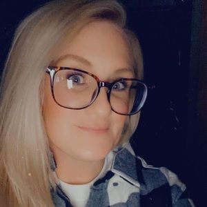 Meet your Posher, Lindsay